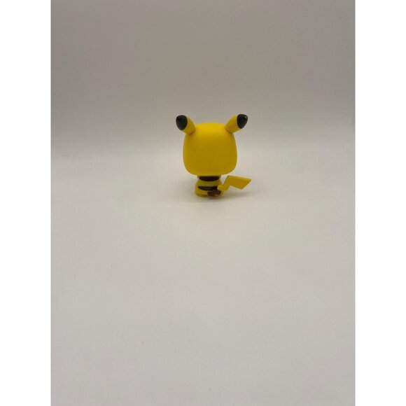 Funko Pop Pokemon Pikachu Figurine Toy - Picture 4 of 7